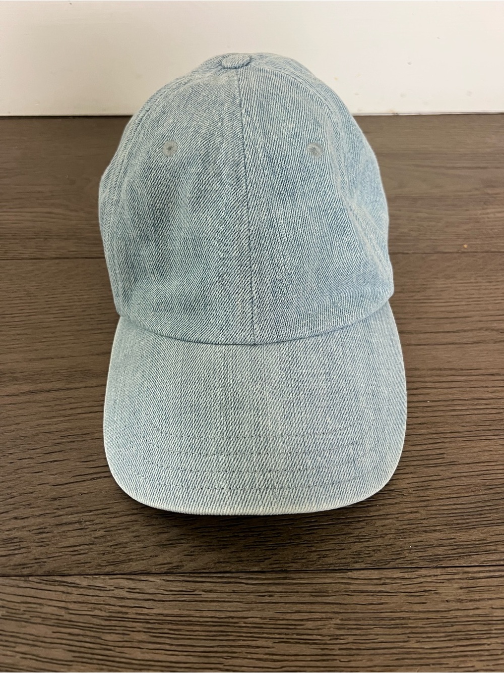 ❤️ Aritiza Light Blue Denim Baseball Cap